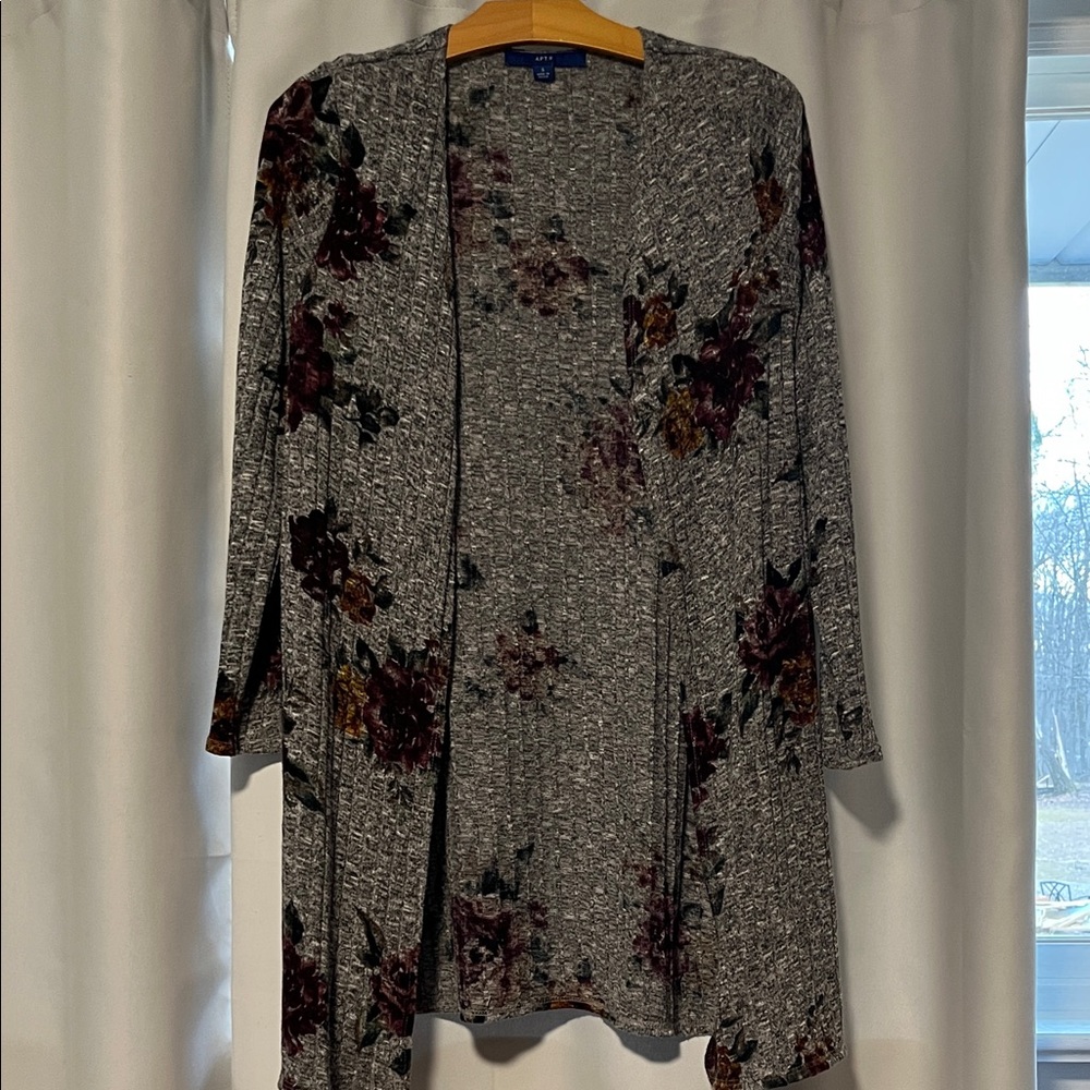 Apt. 9 Gray Floral Open-Front Cardigan